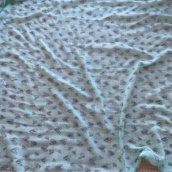 Turquoise Heart Scarf - Picture 4 of 4